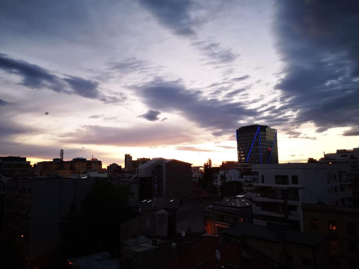 Atlas Romana De Lux * Bucharest